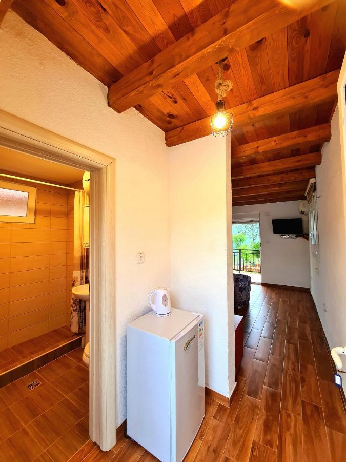S&M Apartments Rijeka Crnojevića Dış mekan fotoğraf